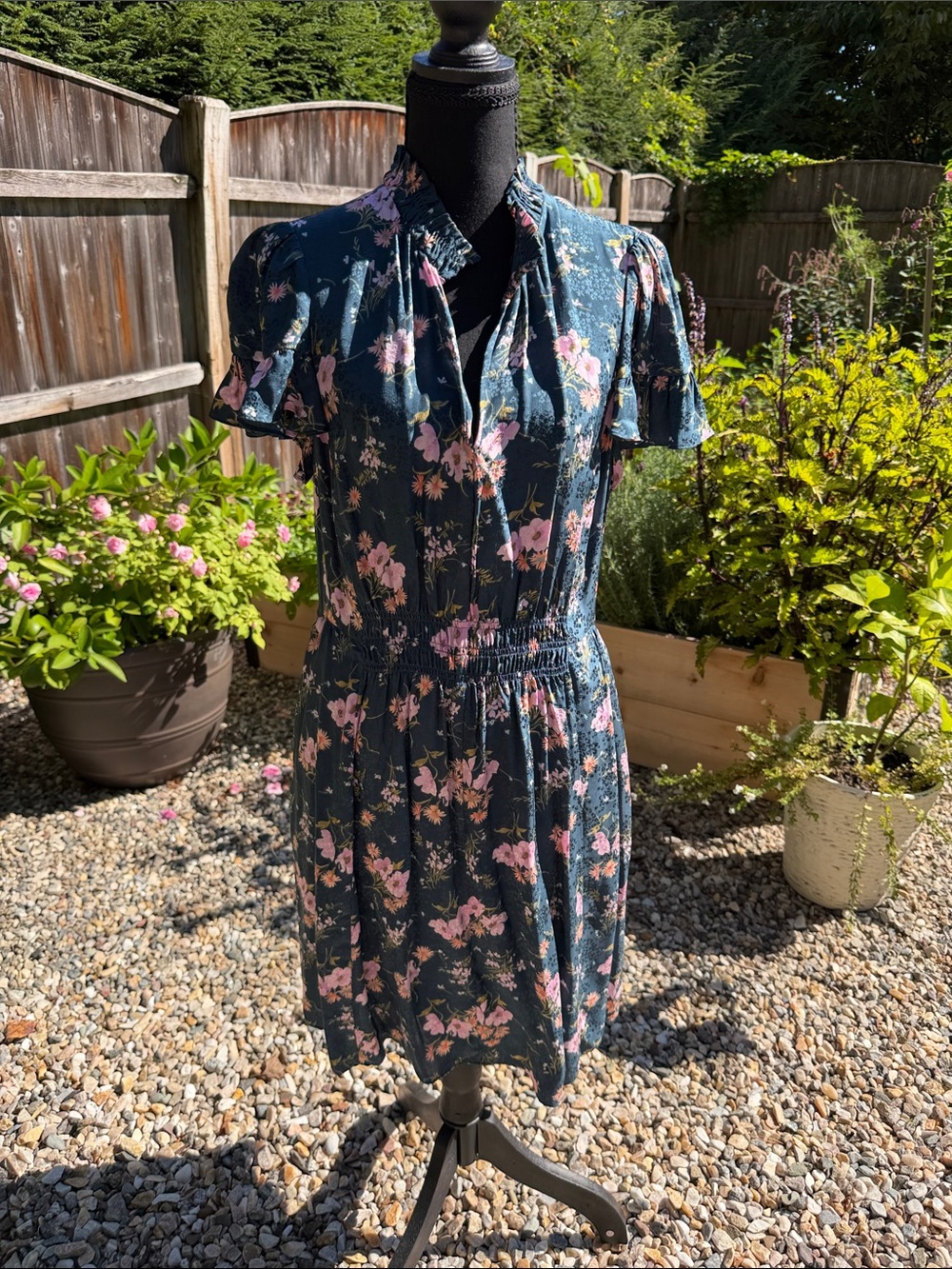 Rebecca Taylor 100% Silk Floral Smocked Waist Flutter Sleeve Dress size 10